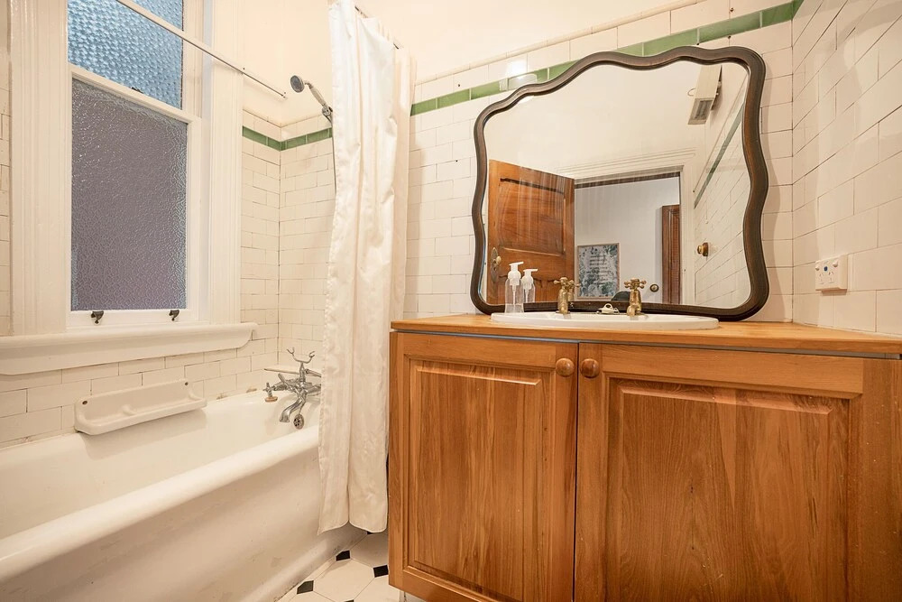 The Fern & Thistle Boutique Accommodation- Drinks, Hotpool, Sauna