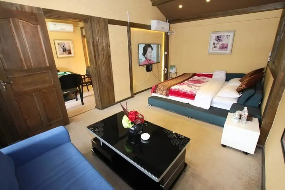 Come Inn- Lijiang