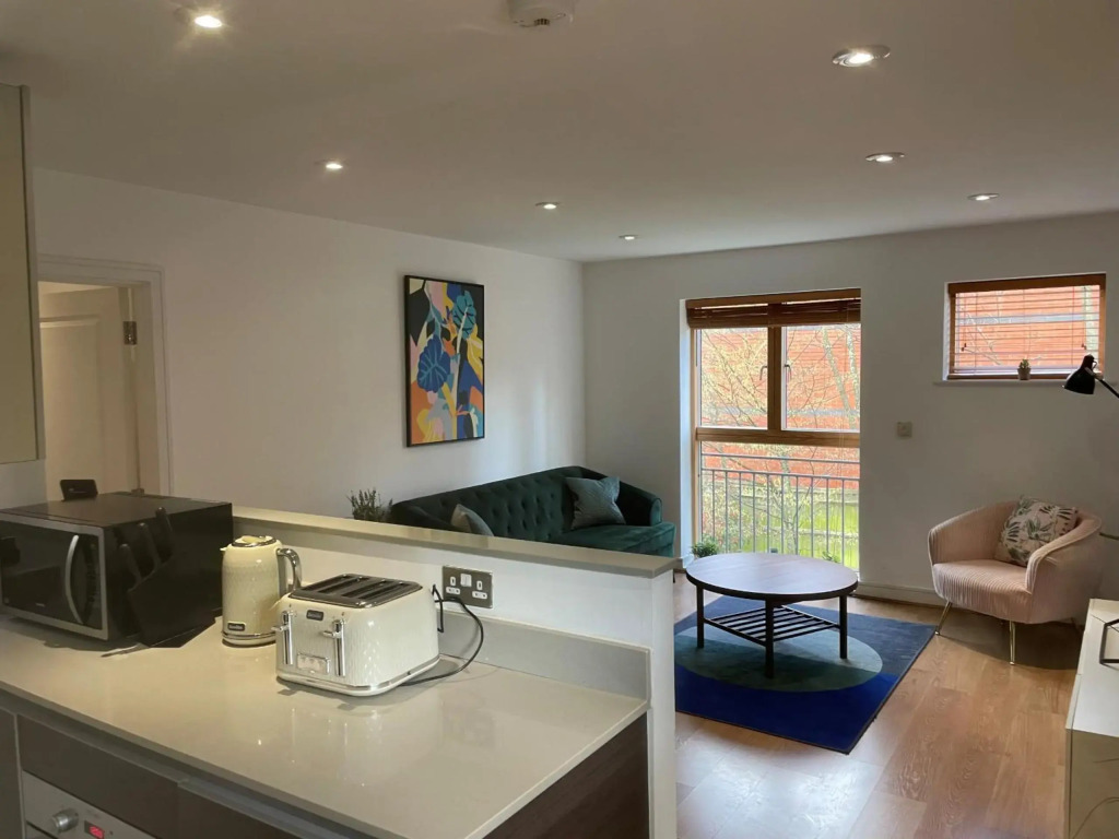 MAIDENHEAD Stylish and modern 2 bedroom apartment