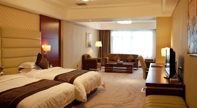 K Raphael Hotel