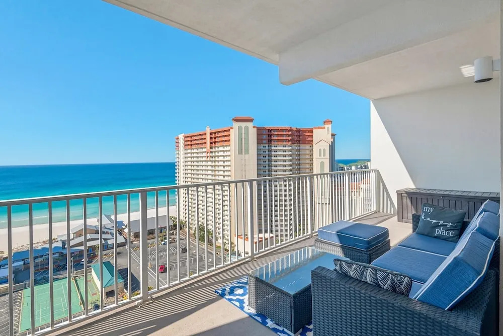 Laketown Wharf 1626