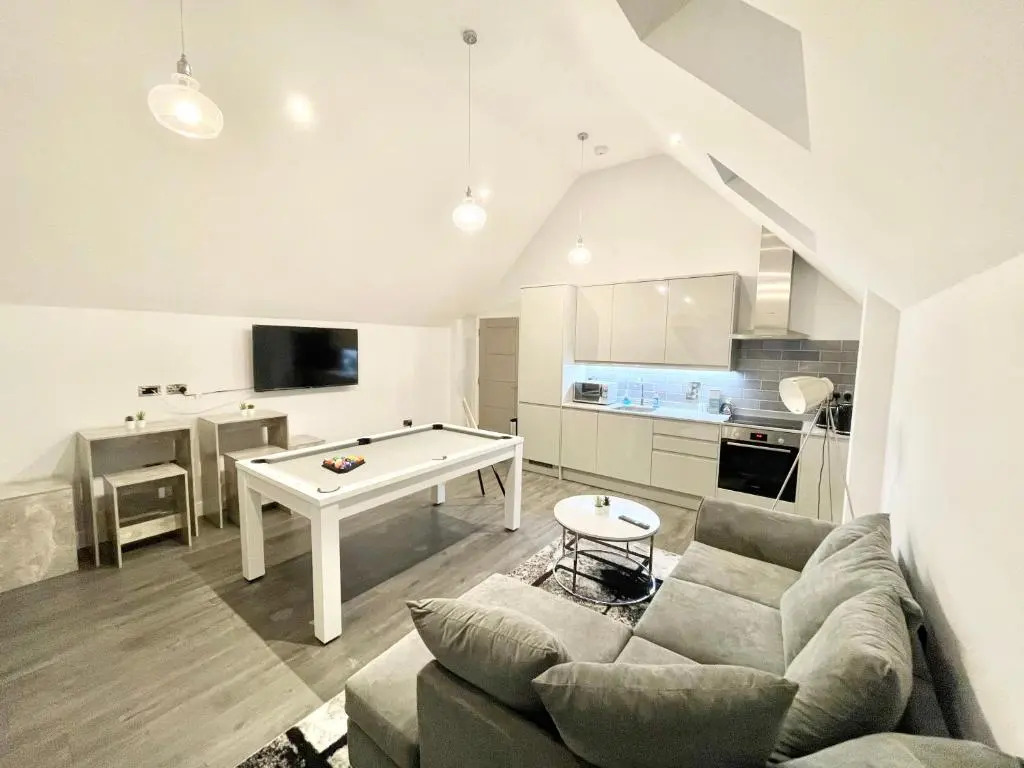 D  D Luxury Apartments