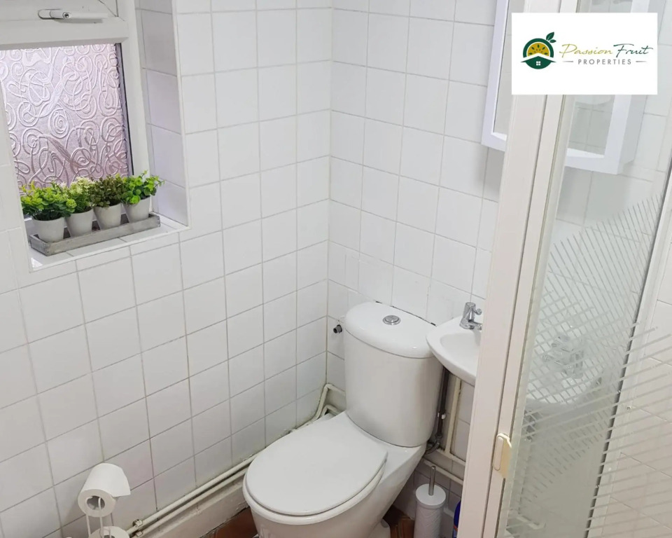Classy 3-Bedroom MAC House with Garden - Pool Table - Netflix