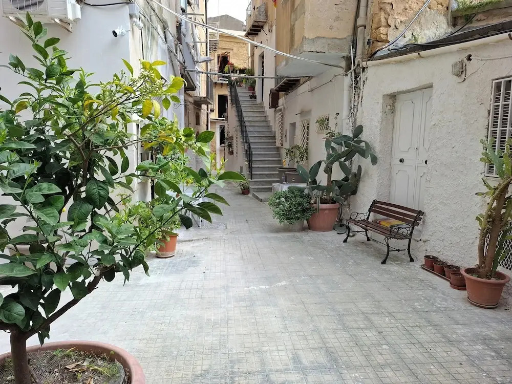 B&B Le Lumìe City Center