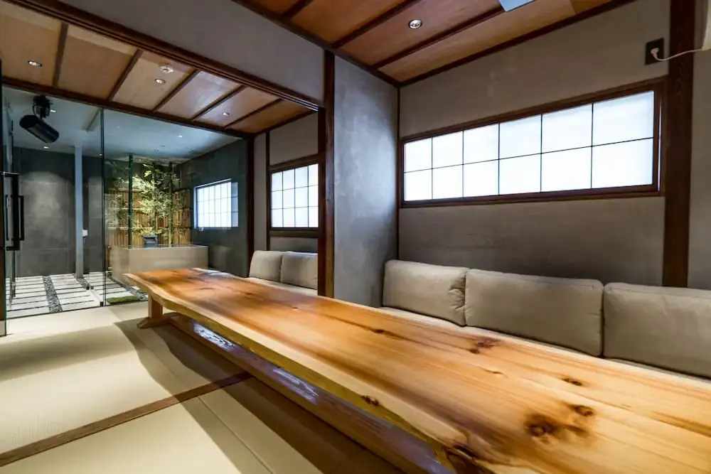 KONJAKUSO Osaka Bentencho "HIKARIYUYA" Projection M apping SPA