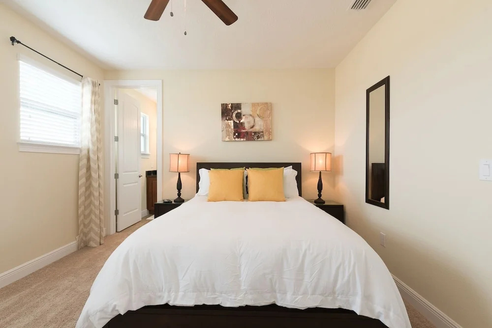 Disney Dreams Luxury Private Water Park 6 Bedroom Villa by RedAwning