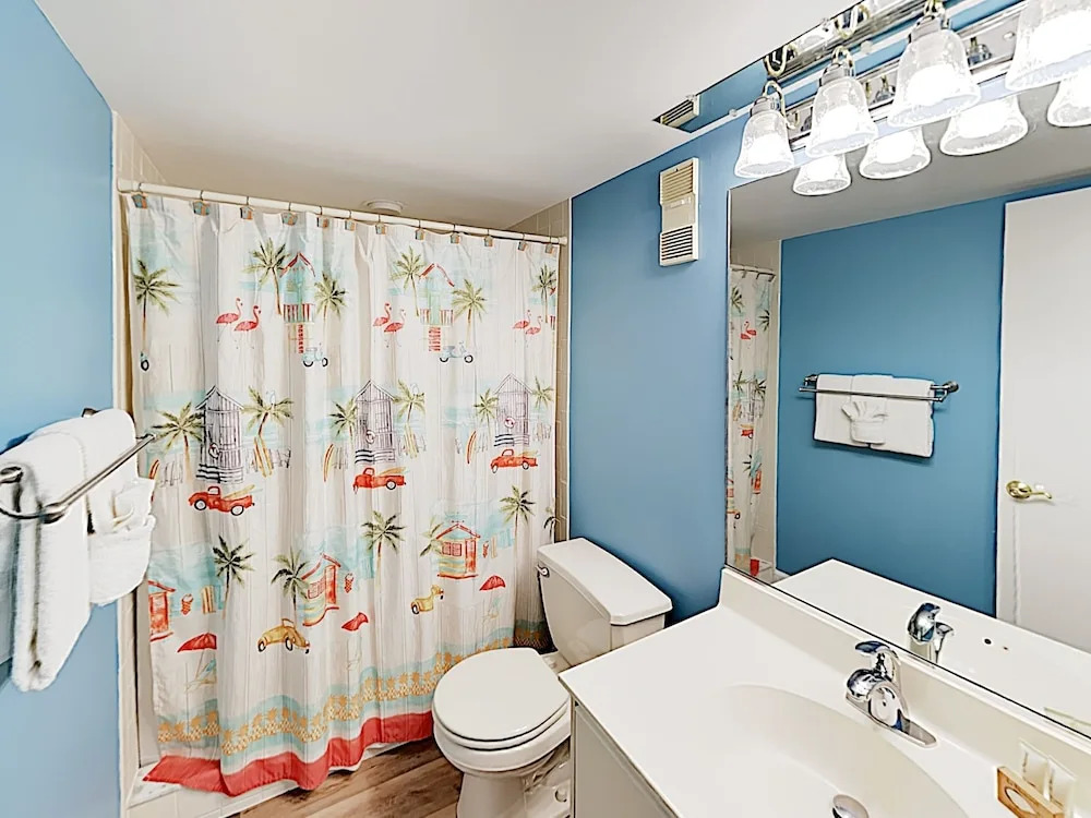 Bayshore Unit 402 - 2 Br Condo