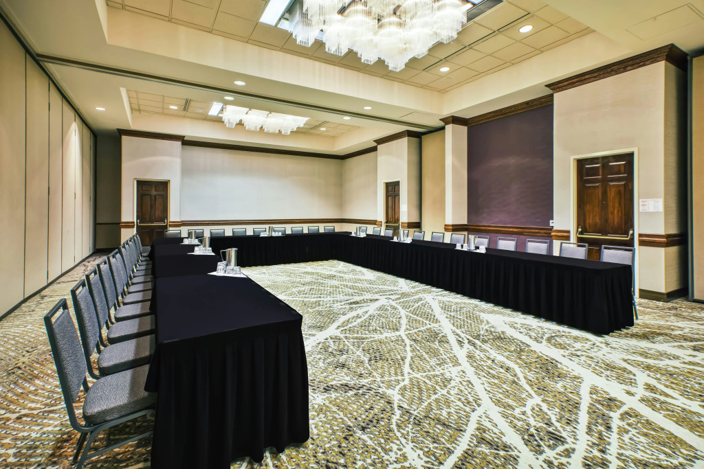 DoubleTree by Hilton Rapid City Downtown Convention Center