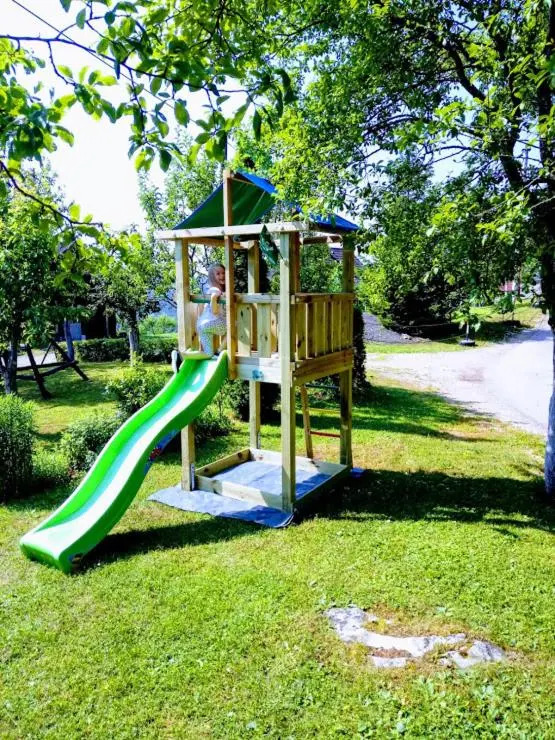 Guest House Lisina