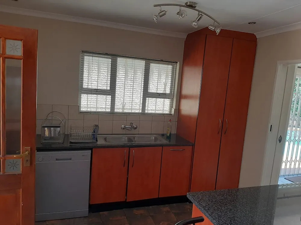 African Rose Guesthouse
