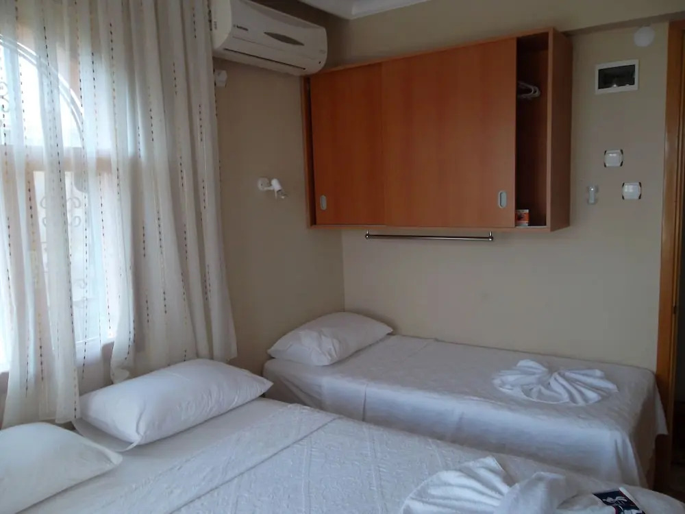 Ersah Hotel