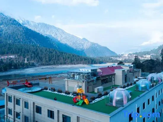 Bomi Xizhen Hotel