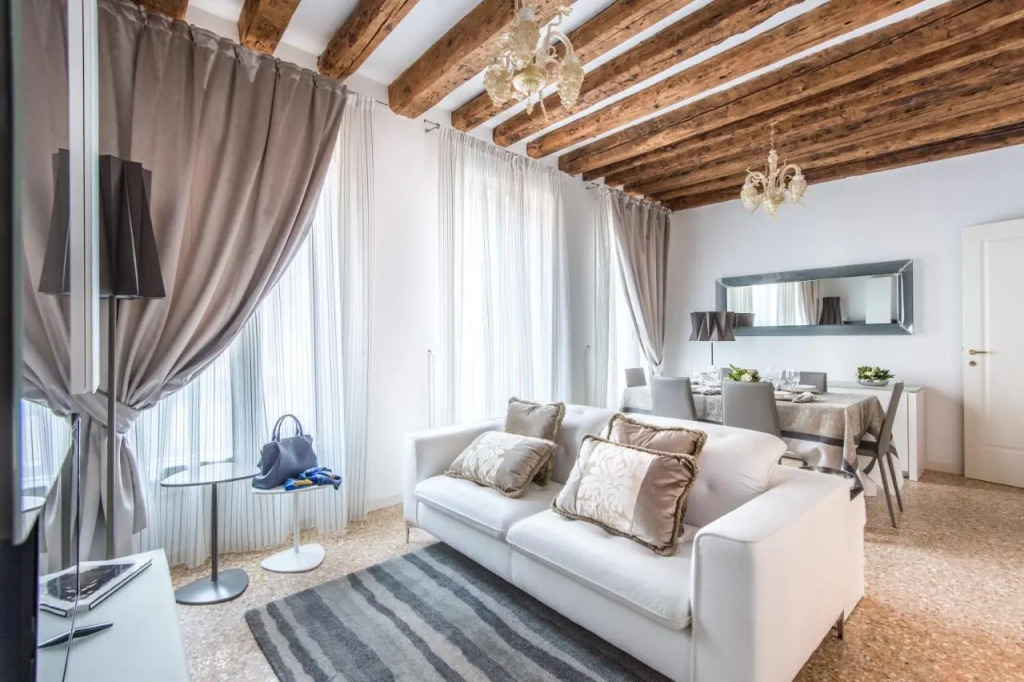 San Teodoro Palace - Luxury Apartments