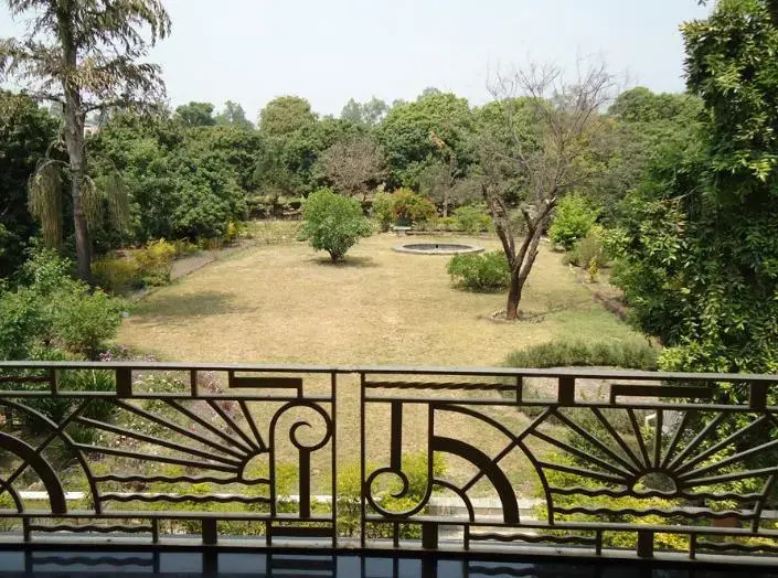 Neemranas Deco House