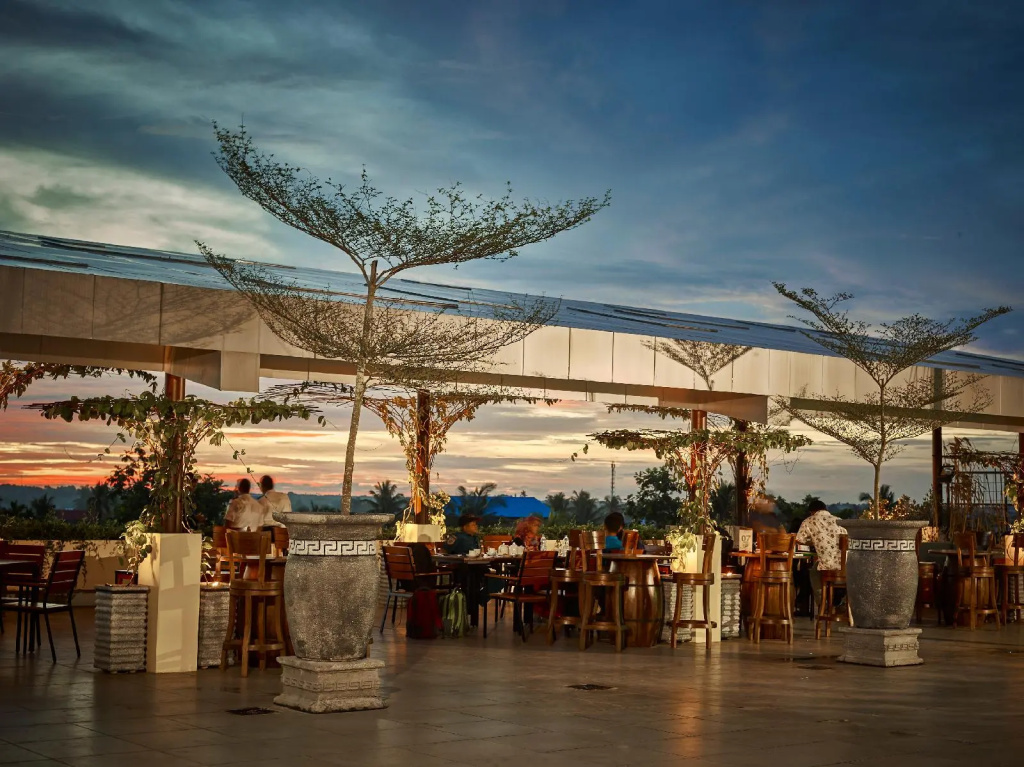Nevada Ketapang Hotel