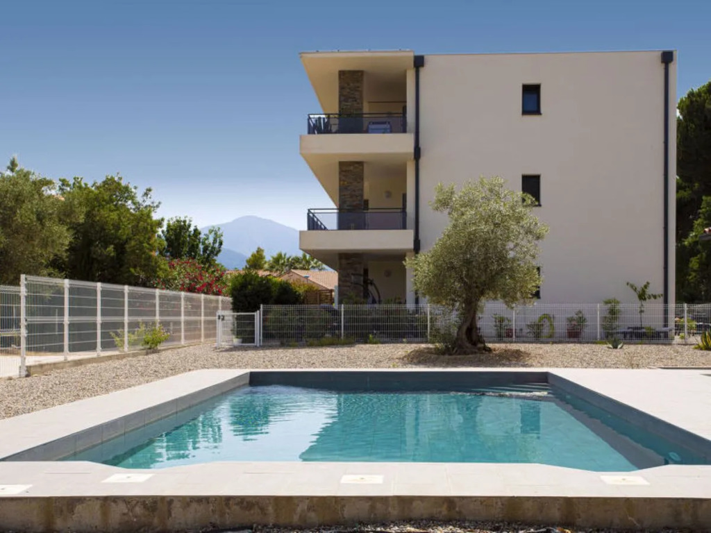 Le Clos Des Alberes 26035