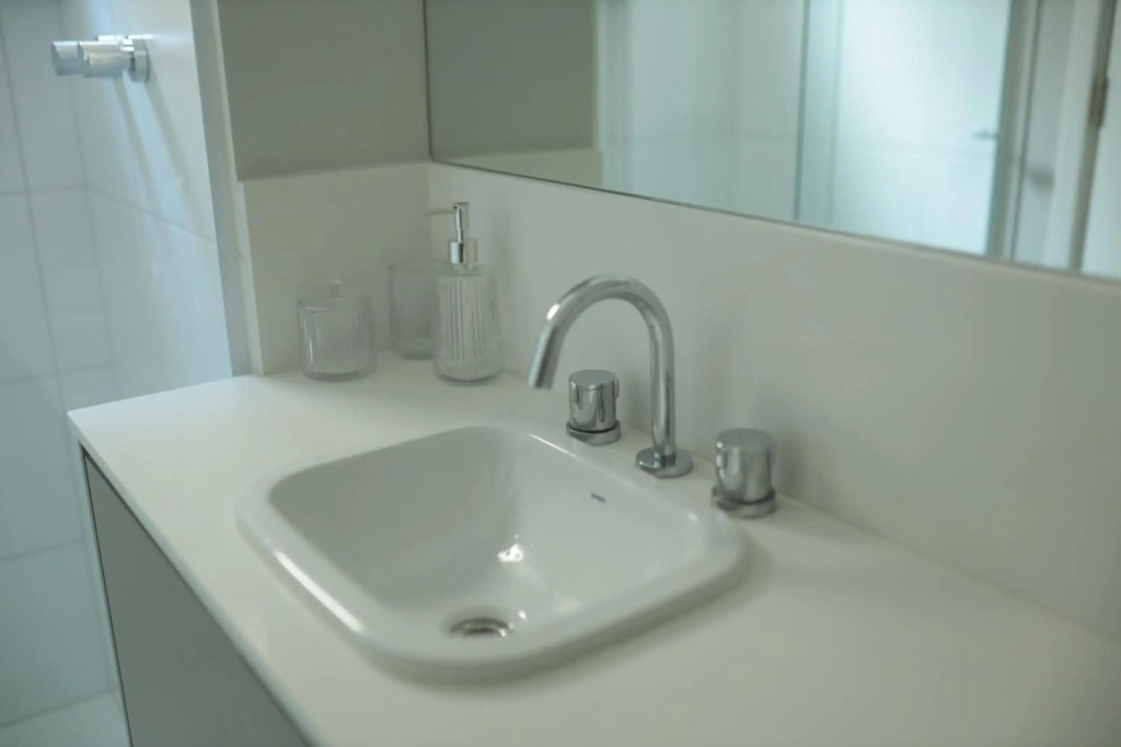82 New studio next Paulista Av, fast wifi and balcony