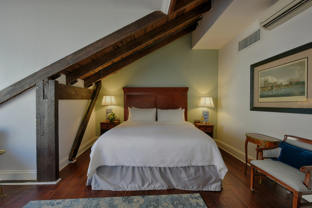 voco St James Hotel by IHG