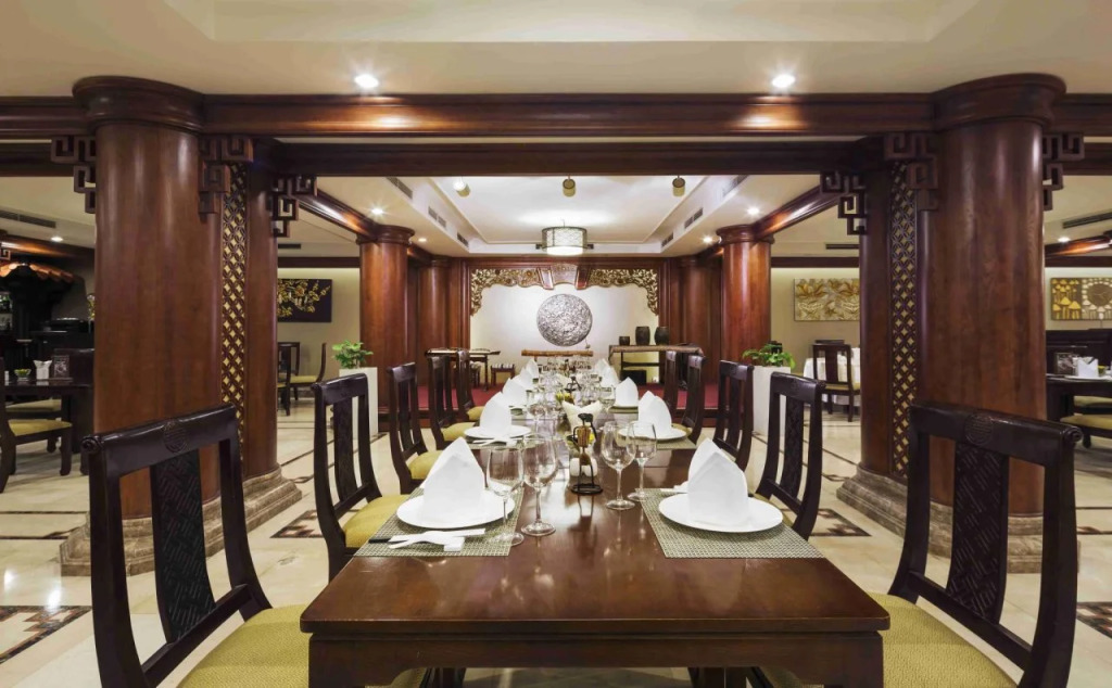 Rex Hotel