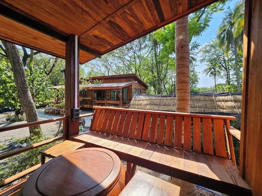 Punnattha House by Peema Villa