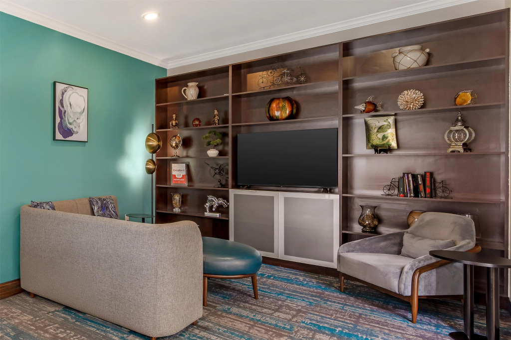 Best Western Plus Miami Airport North Hotel & Suites