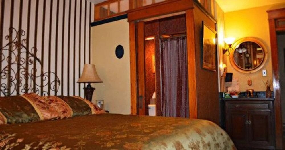 Raphael Inn