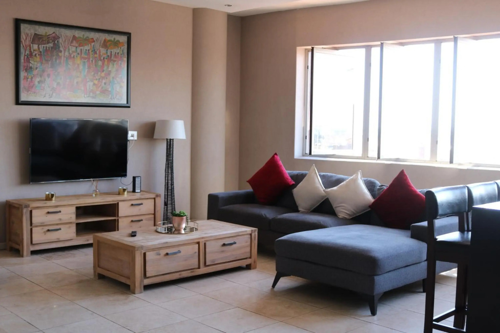 Stunning Studio apt with stunning Joburg views