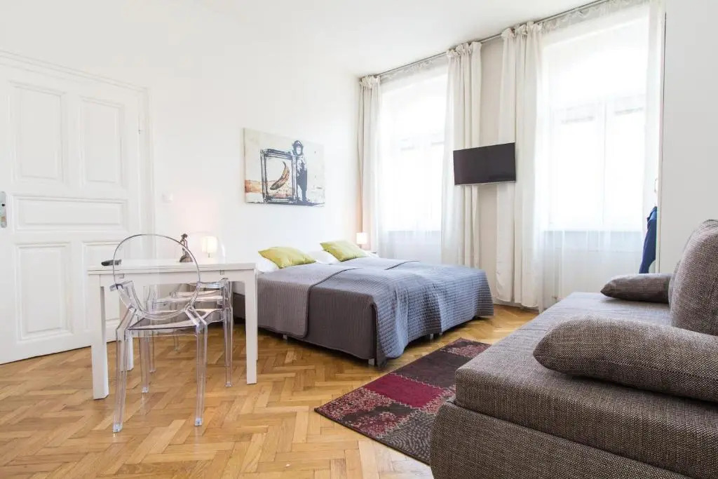 Design Apartments I contactless check-in