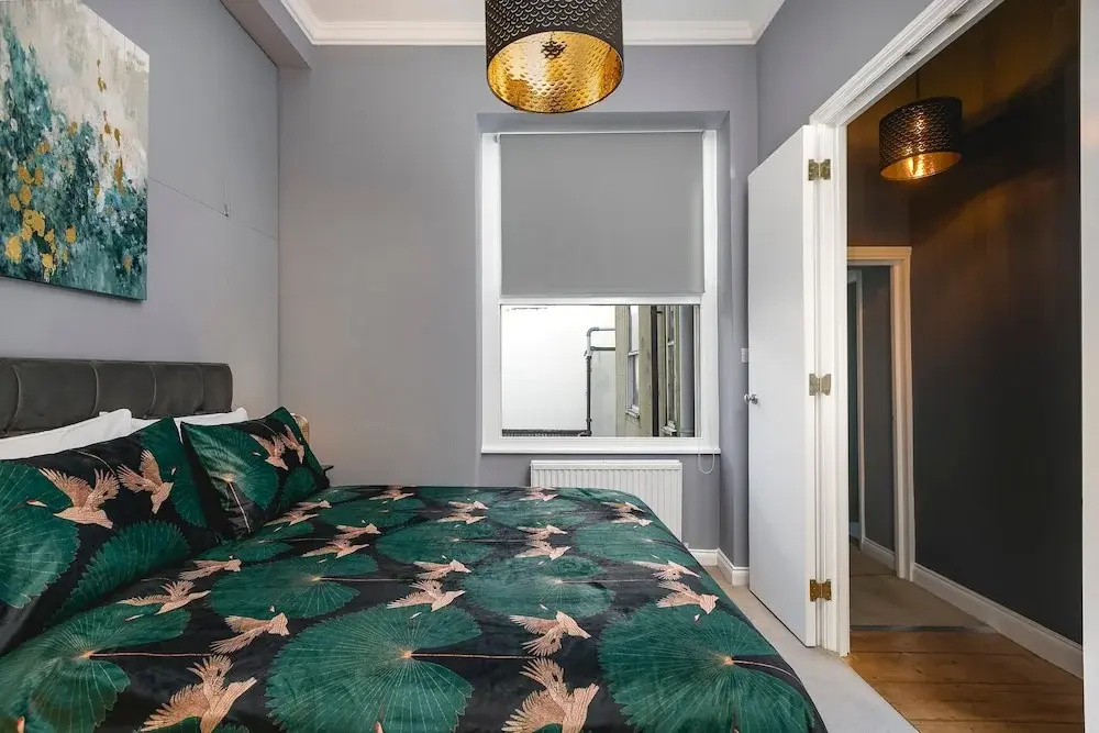 Marine Parade Sea View 2-bedroom Apartment