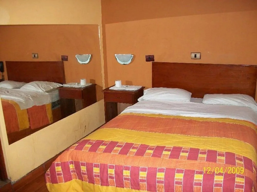 Hostal TU&YO