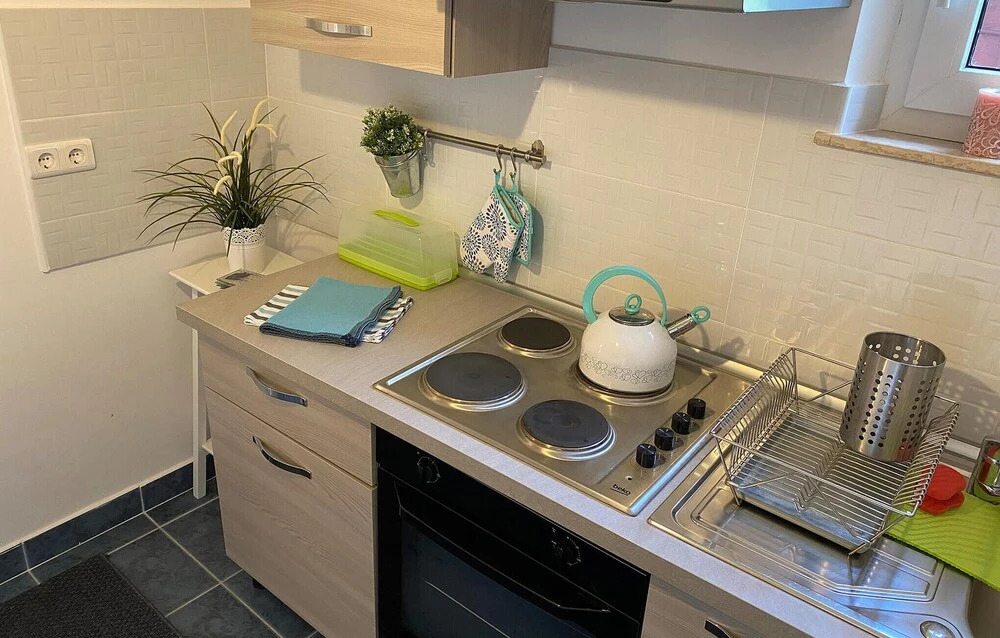 Nice Home in Starigrad With Wifi and 3 Bedrooms