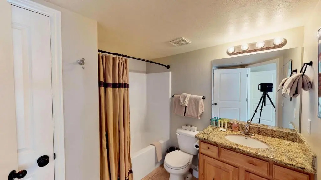 Red Cliff Condos #3E