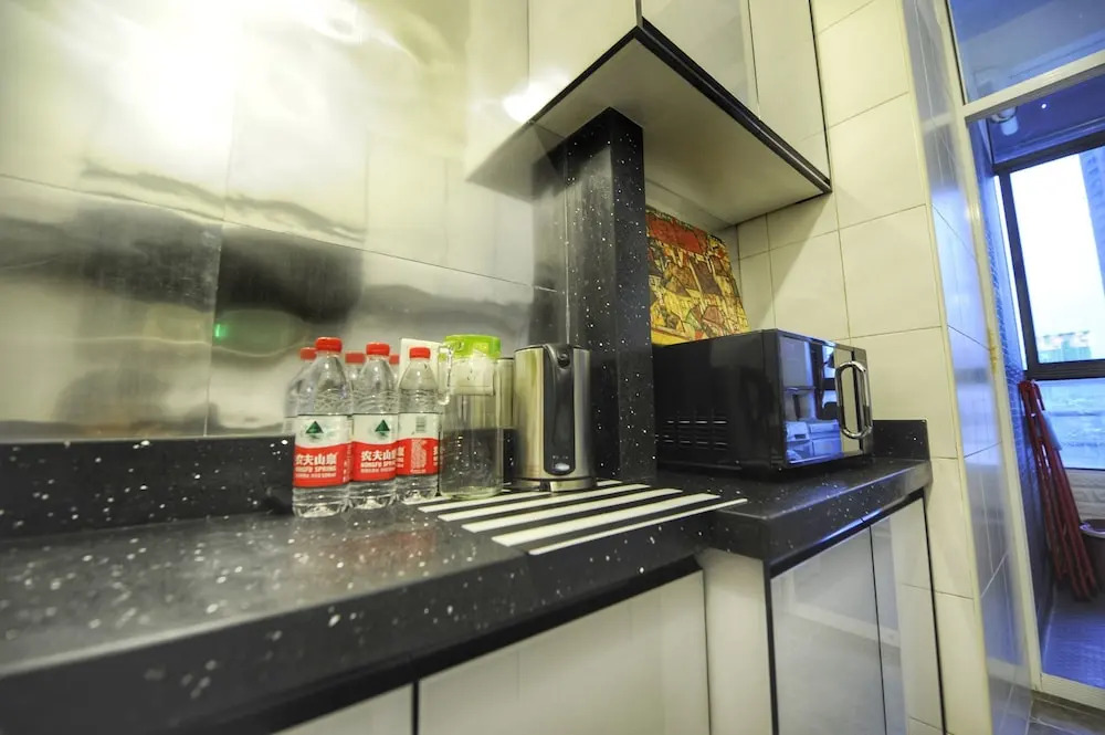 Hiroom Apartment - North Suzhou Road