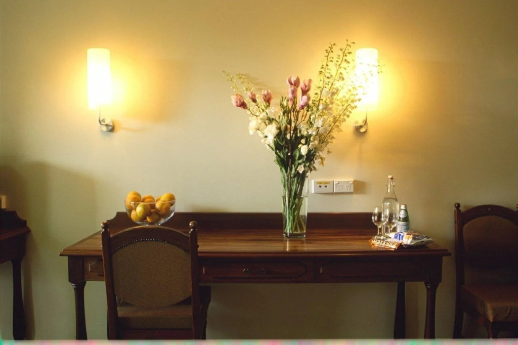 Best Western Plus The Tudor Box Hill