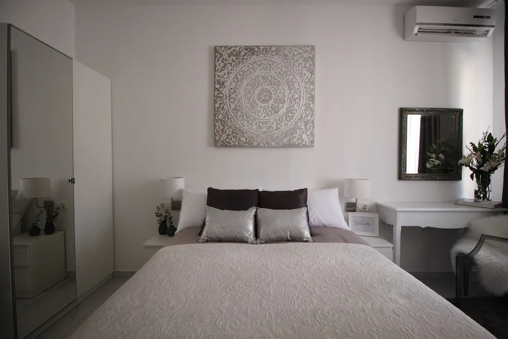 Split centre VIVERE apartment