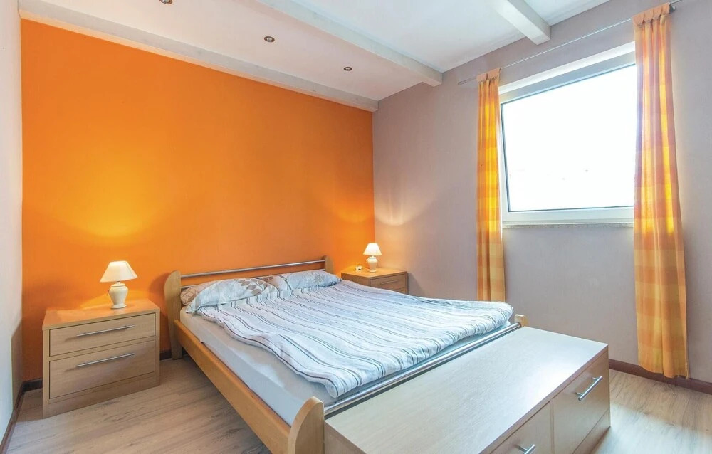 Three-Bedroom Holiday Home In Porec