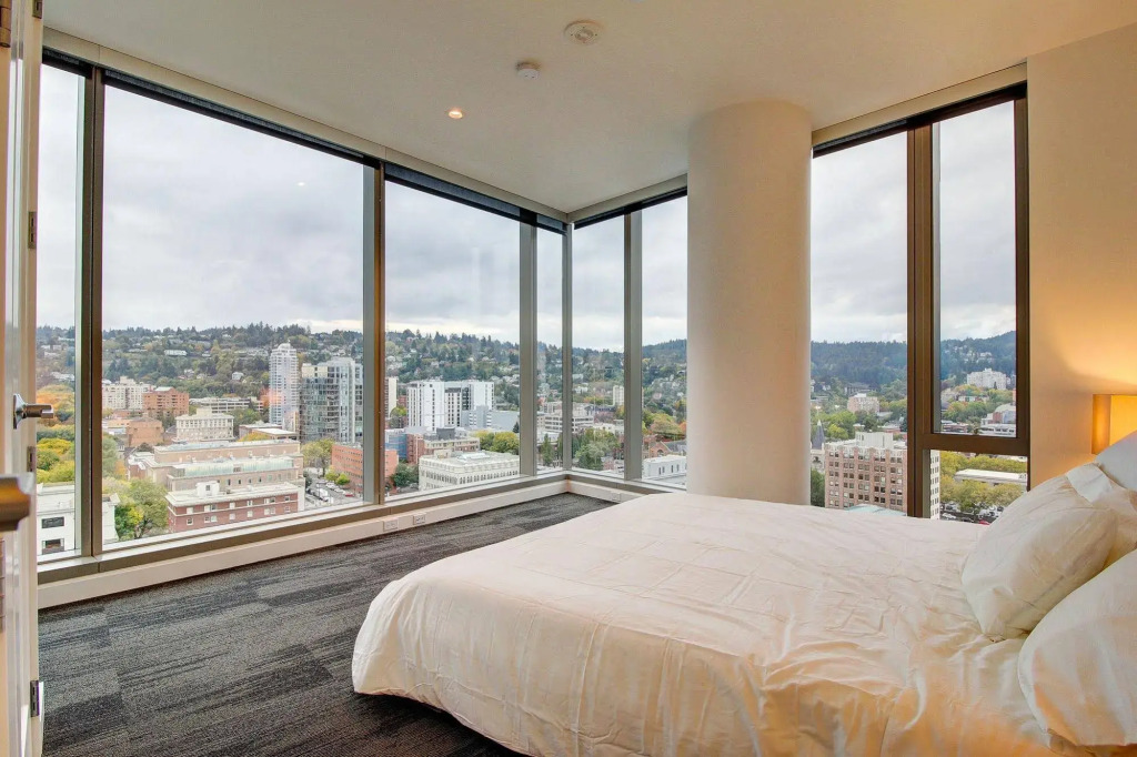 Pelicanstay in Downtown Portland