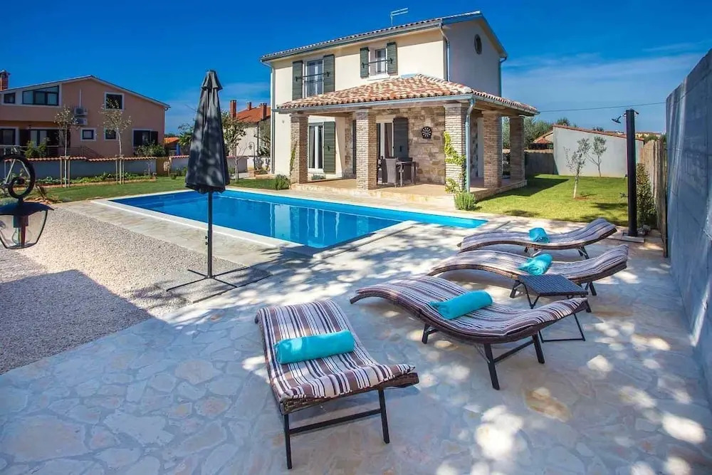Villa Mala