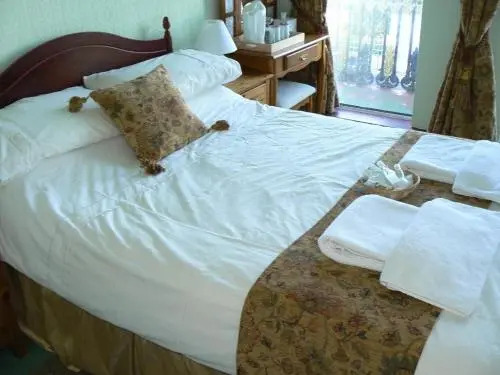 The Laurels Hotel