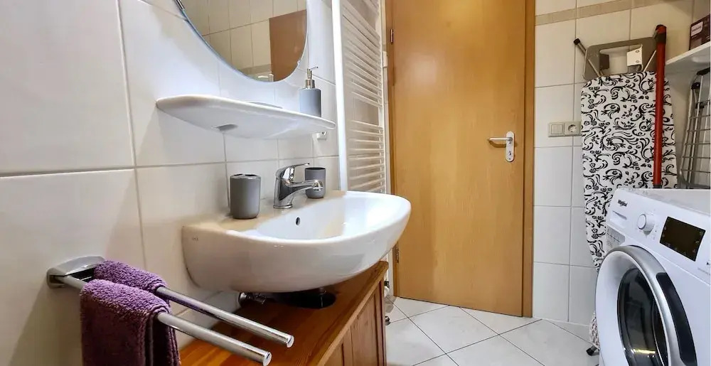 Fully Furnished Modern Condo