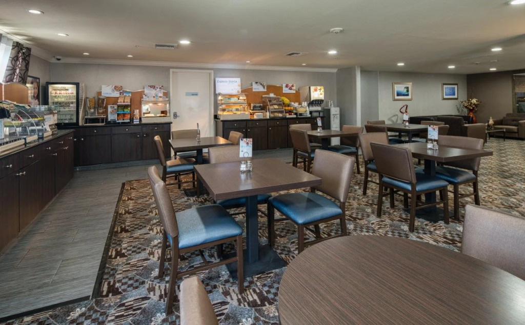Holiday Inn Express & Suites Santa Clara by IHG