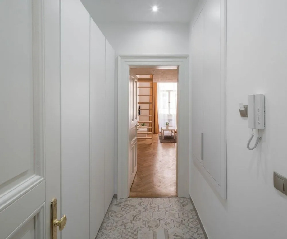 Mordecai 12 Apartments by Adrez