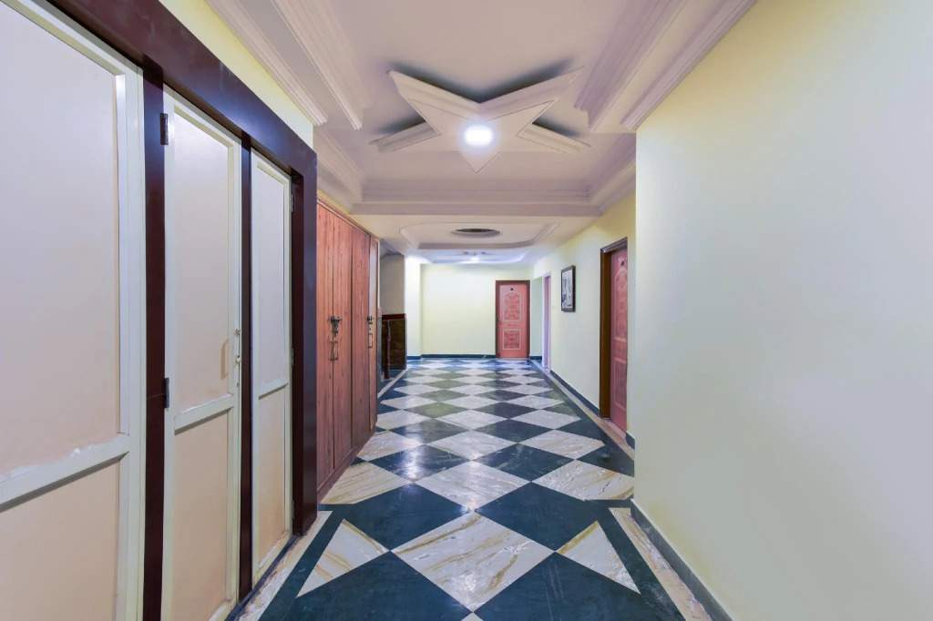 OYO 26631 Ananda Sai Residency