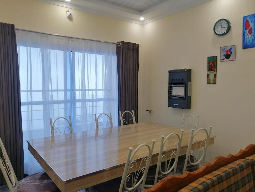 Navids Holiday Resort and Hotel, Murree