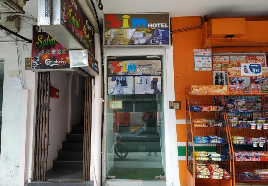 Bestow Capsule Hostel