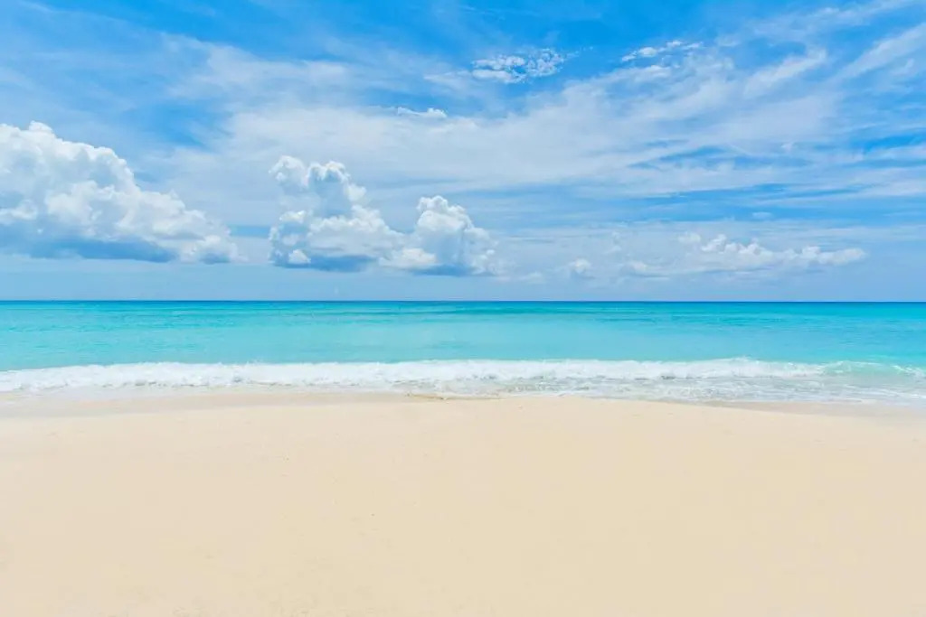 Sea Breeze, Grand Cayman
