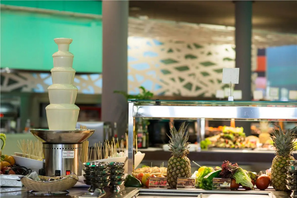Hotel HD Beach Resort & SPA