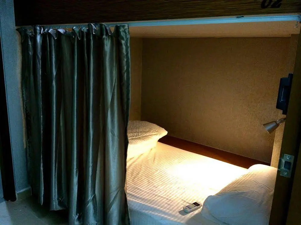 D&E Inn Singapur
