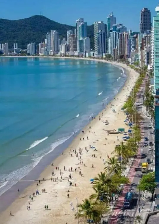Lindo apartamento Avenida Brasil