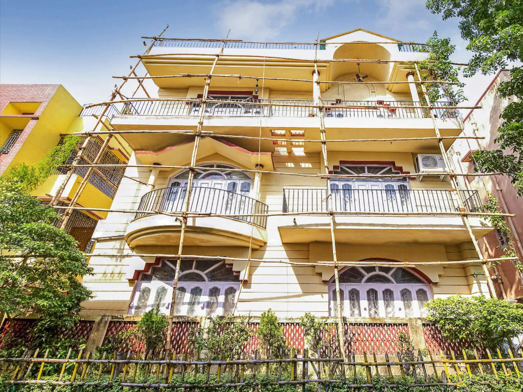 OYO 12960 Hotel Adrija